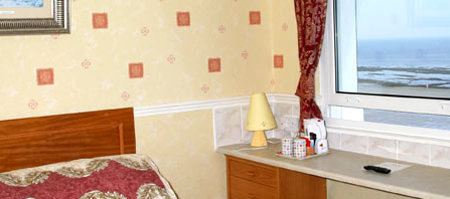 Double en suite room with sea view at St Heliers Guest House IOM