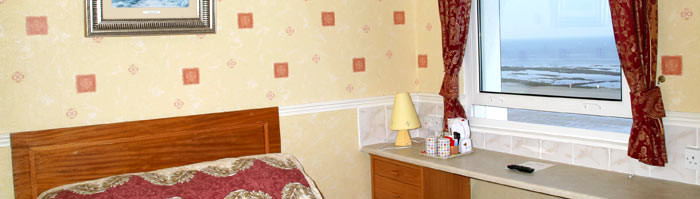 Double en suite room with sea view at St Heliers Guest House IOM